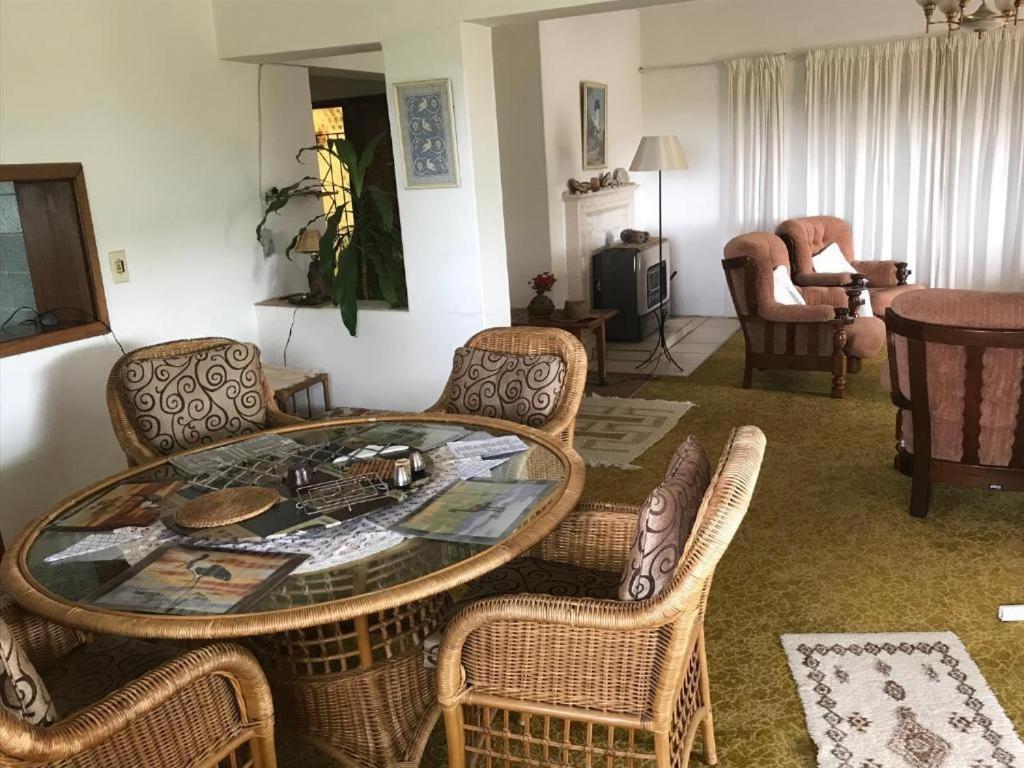 Aandrus Bnb Kestell Ngoại thất bức ảnh